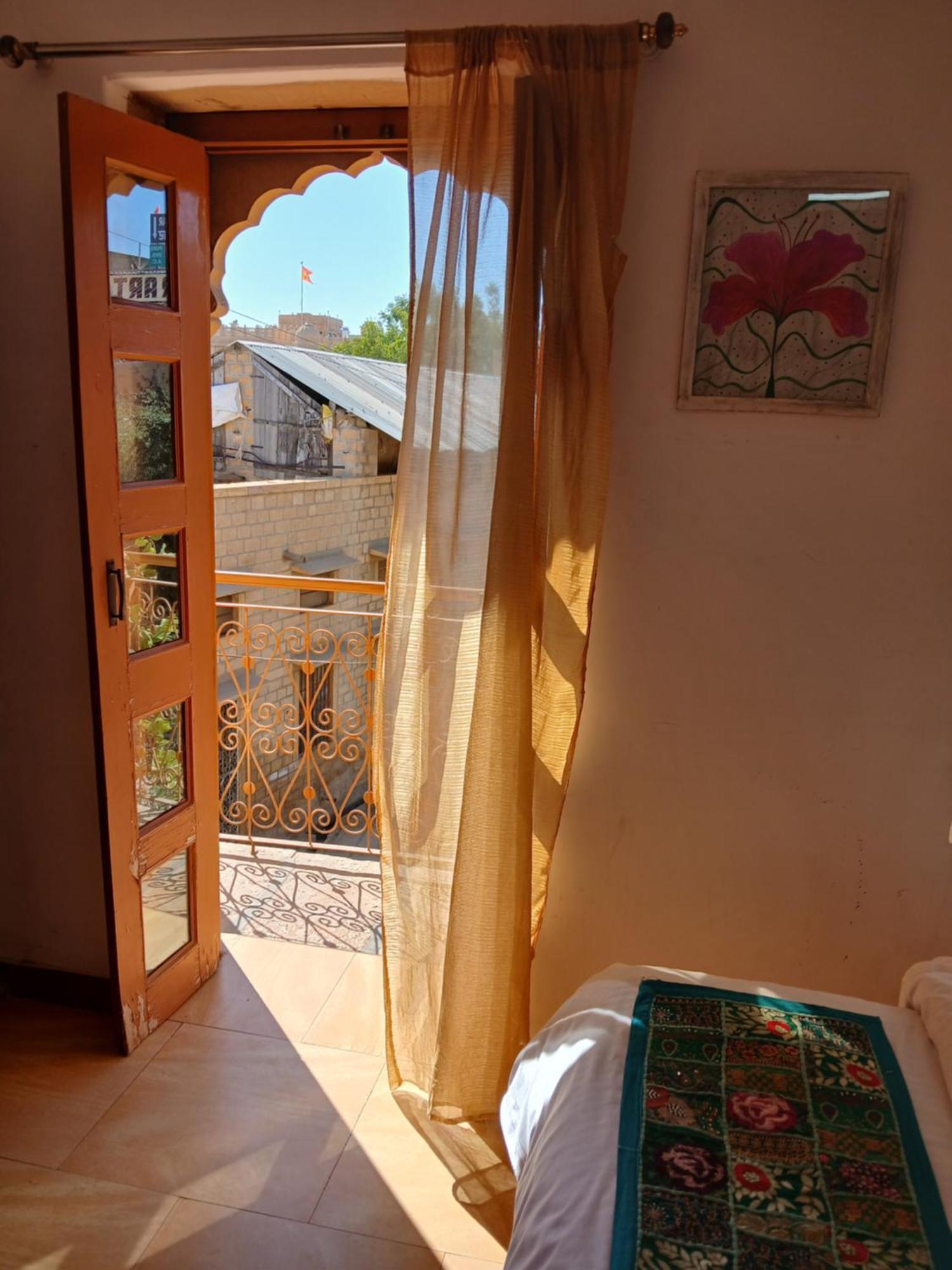 Crazy Camel Hotel & Safari ジャイサルメール 部屋 写真